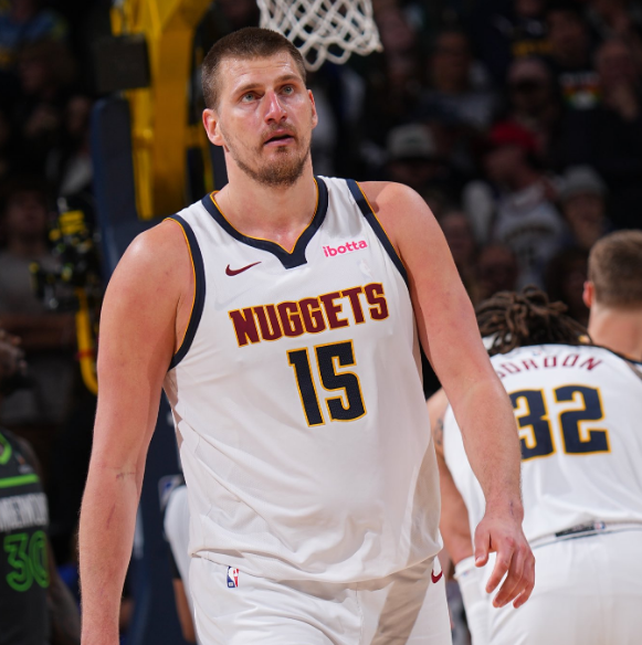 手感到胆寒 手感到胆寒