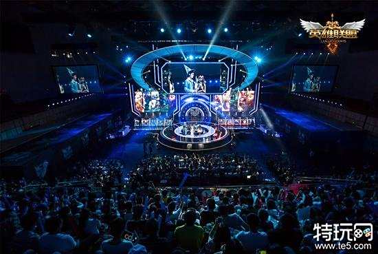 而且现实地 而且现实地